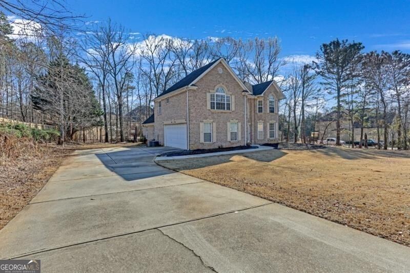 Photo 40 of 480 Young James Circle