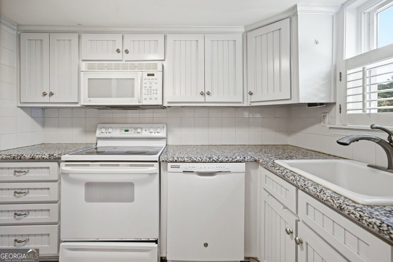 Photo 11 of 276 Lakemoore Drive #C
