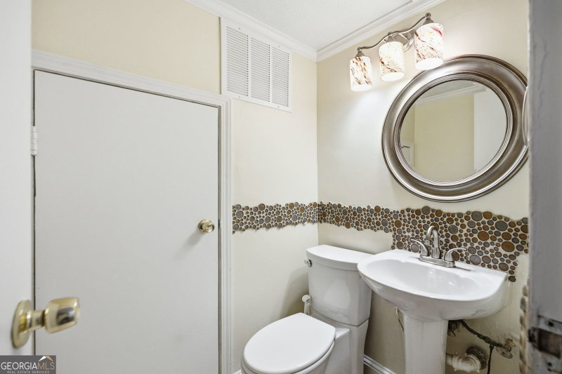 Photo 12 of 276 Lakemoore Drive #C