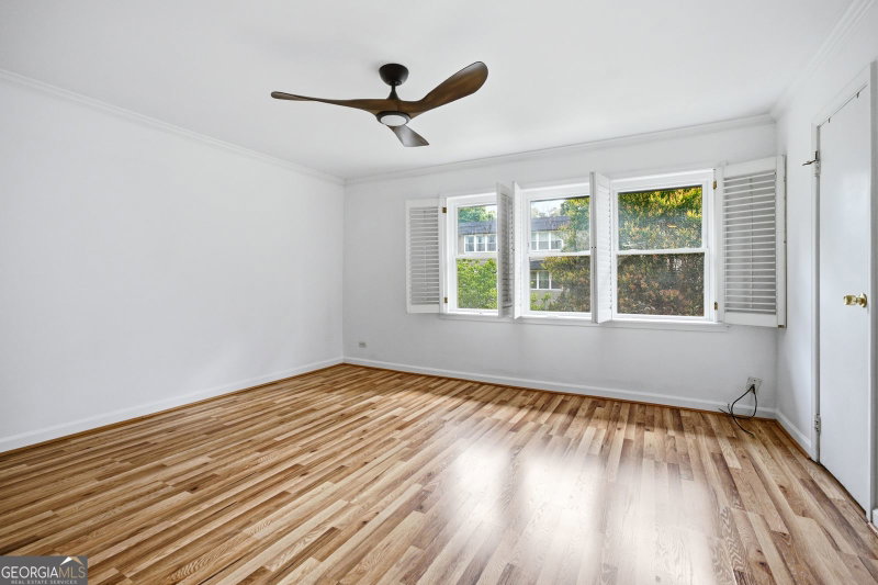 Photo 15 of 276 Lakemoore Drive #C