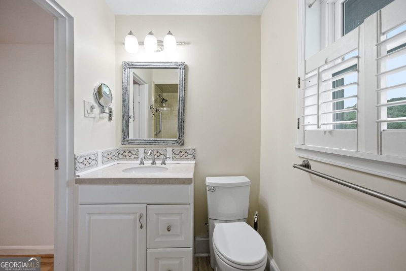 Photo 16 of 276 Lakemoore Drive #C