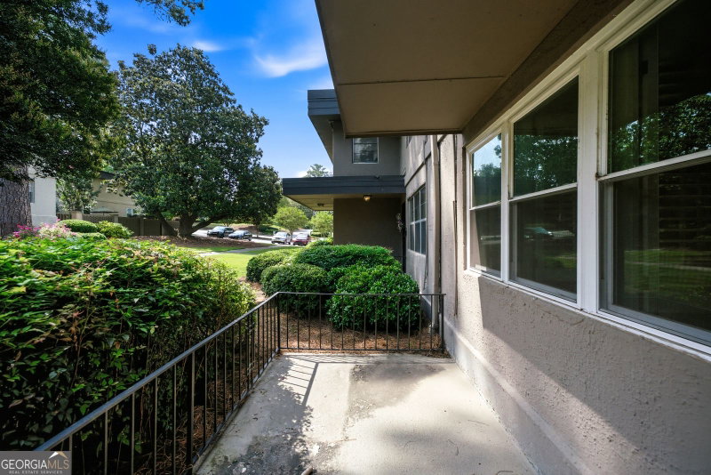 Photo 20 of 276 Lakemoore Drive #C