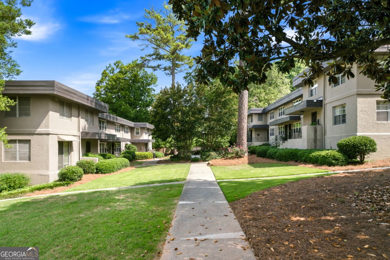 Photo 23 of 276 Lakemoore Drive #C
