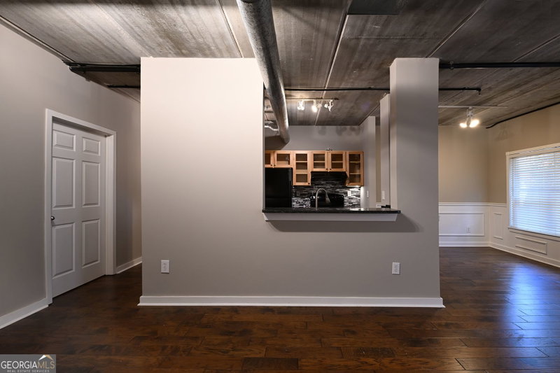 Photo 3 of 800 Peachtree Street #1128