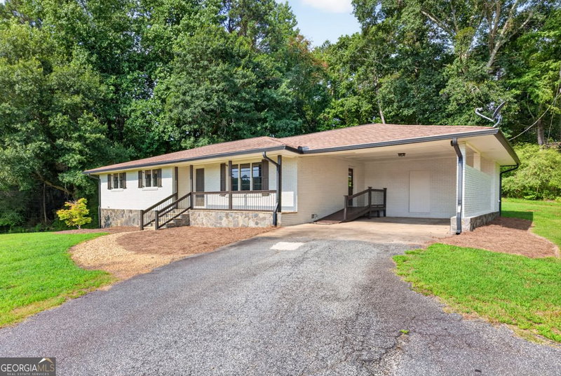 Photo 2 of 1775 Jett Roberts Road