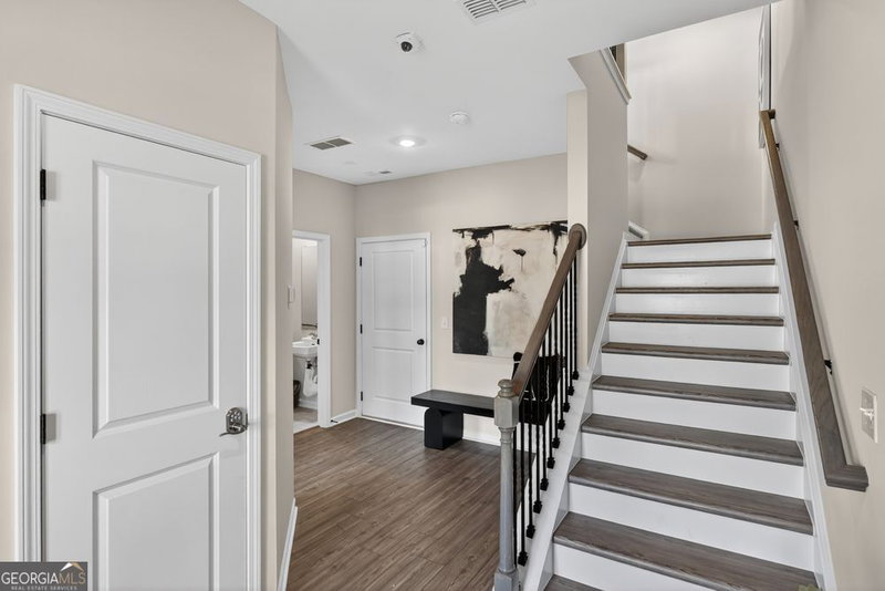 Photo 7 of 2707 Dreycott Lane