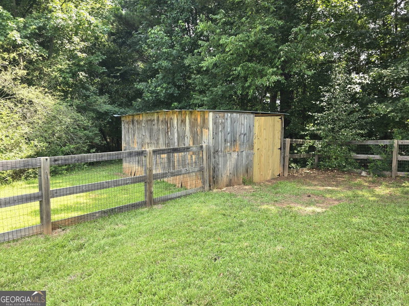 Photo 23 of 125 Planters Walk