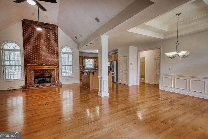 Photo 9 of 1670 Northwoods Drive