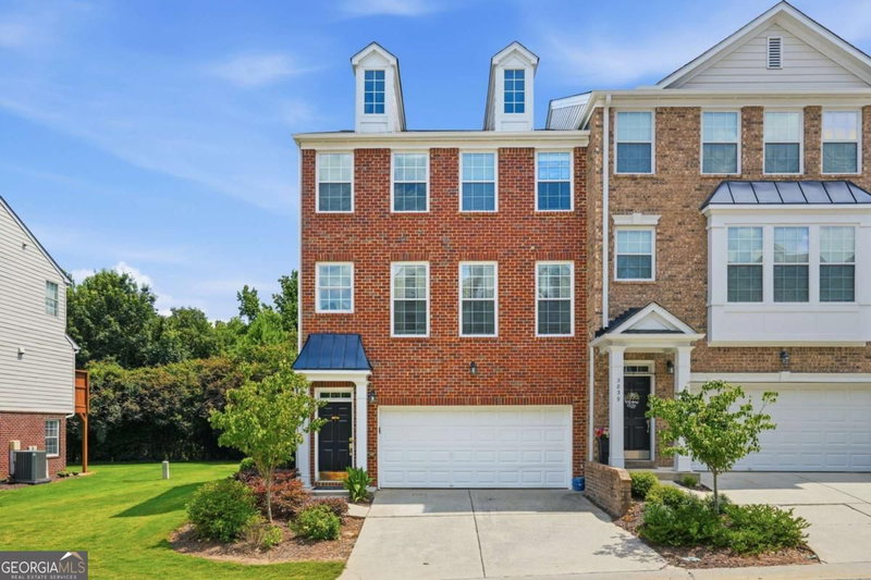 3837 Chattahoochee Summit Drive SE