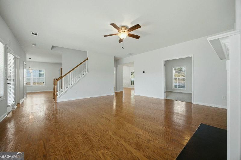 Photo 15 of 1851 Brighton Boulevard SE #23