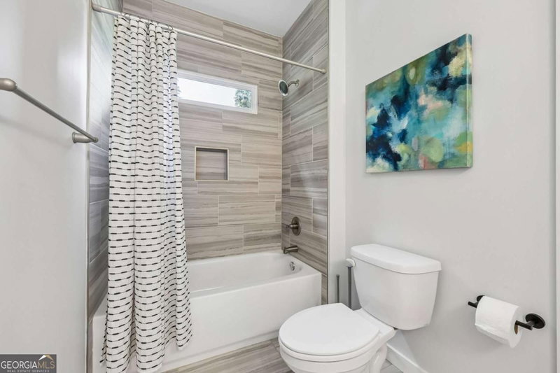 Photo 24 of 951 Fern Avenue SE #A
