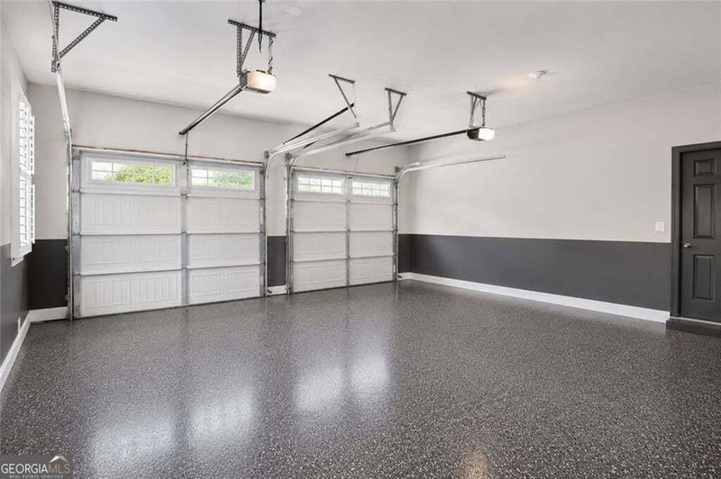 Photo 42 of 419 Bishopton Street