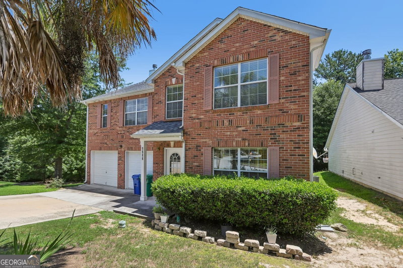 1586 Rice Square