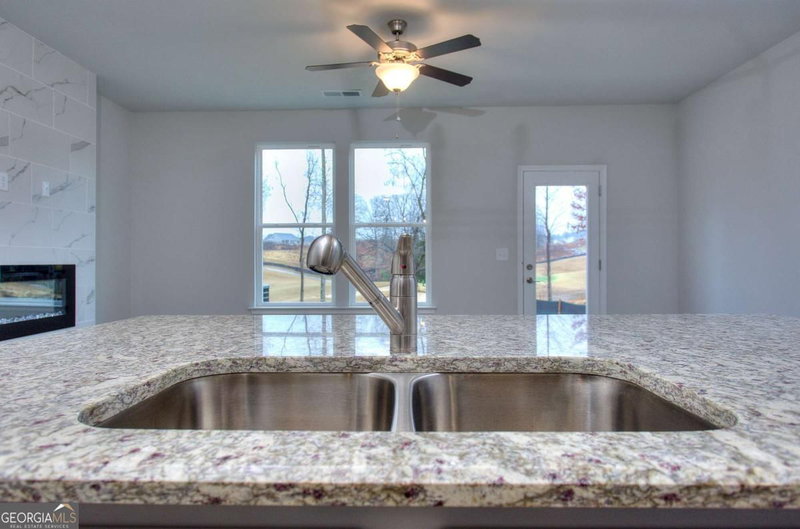 Photo 12 of 107 Greenview Court
