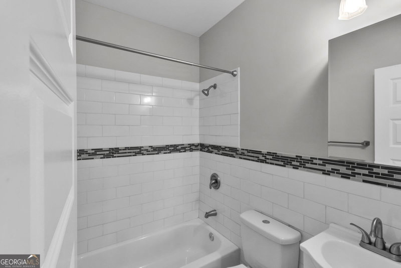 Photo 17 of 1837 Dunlap Avenue