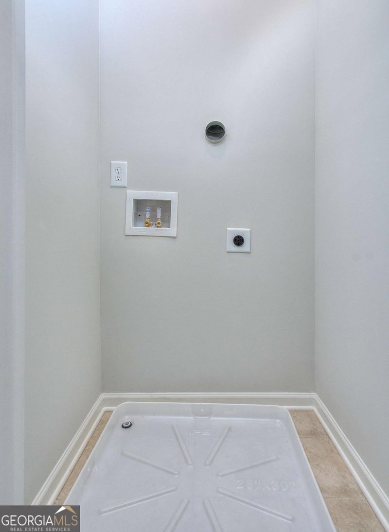 Photo 28 of 111 Greenview Court