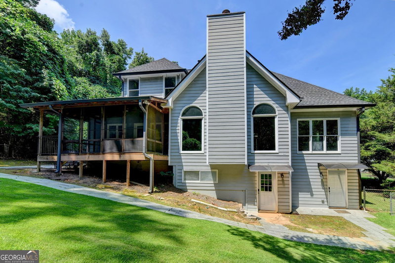 Photo 3 of 5730 Elm Tree Drive