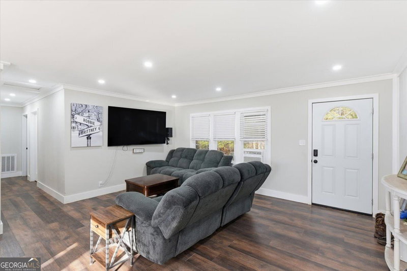 Photo 19 of 121 Ripley Avenue