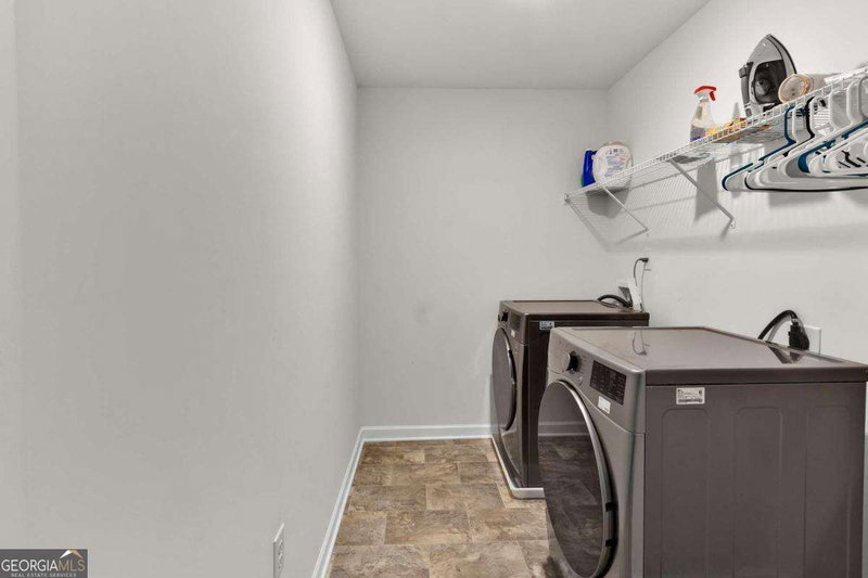 Photo 18 of 1054 Mackets Court SE
