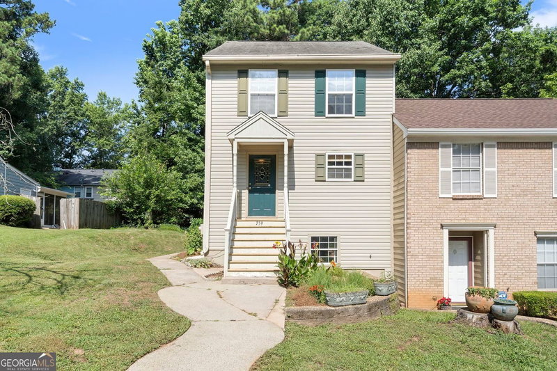 Photo 2 of 759 Coventry Township Place