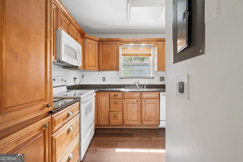 Photo 11 of 759 Coventry Township Place