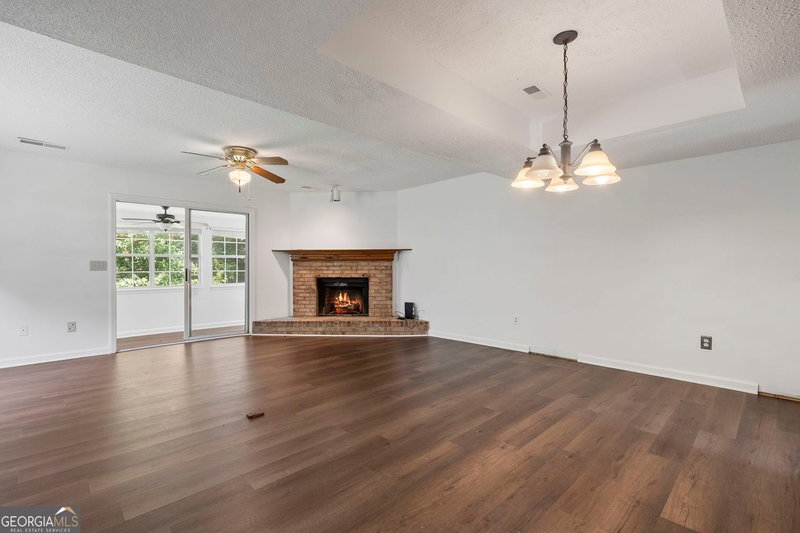 Photo 7 of 759 Coventry Township Place