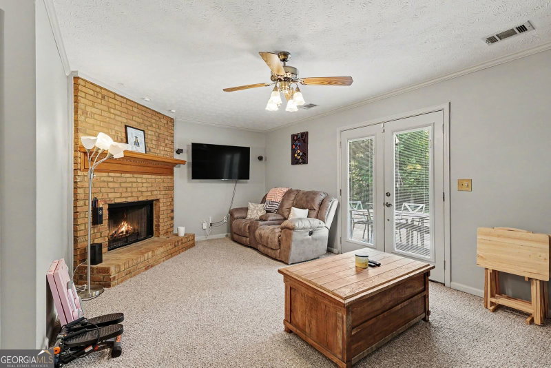 Photo 17 of 2019 Amherst Lane SE
