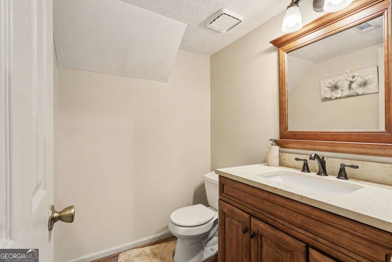 Photo 19 of 2019 Amherst Lane SE