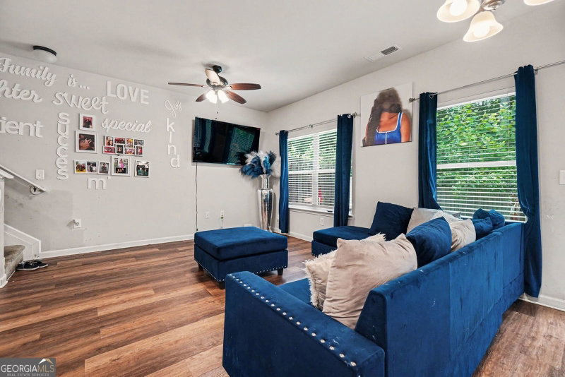 Photo 5 of 1703 Creel Lane