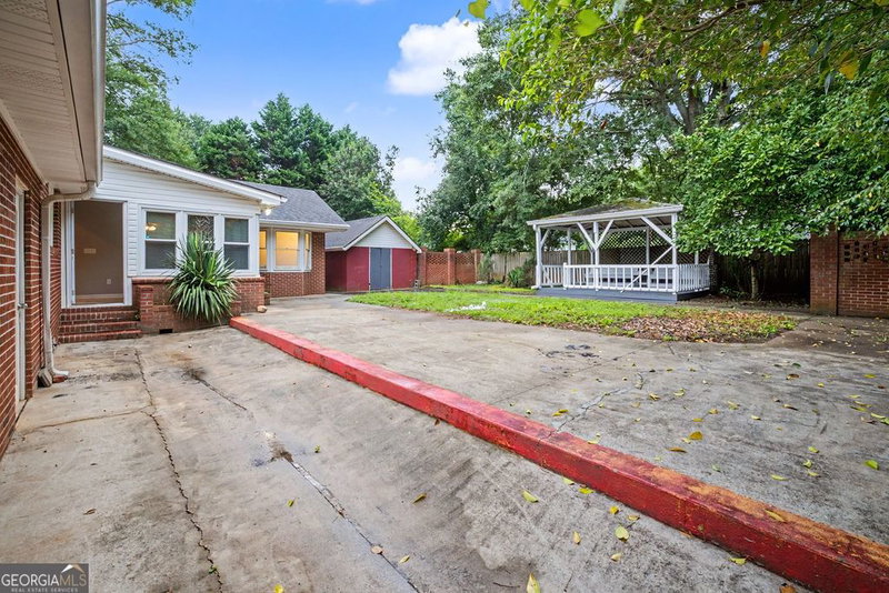 Photo 23 of 413 Old Newnan Road