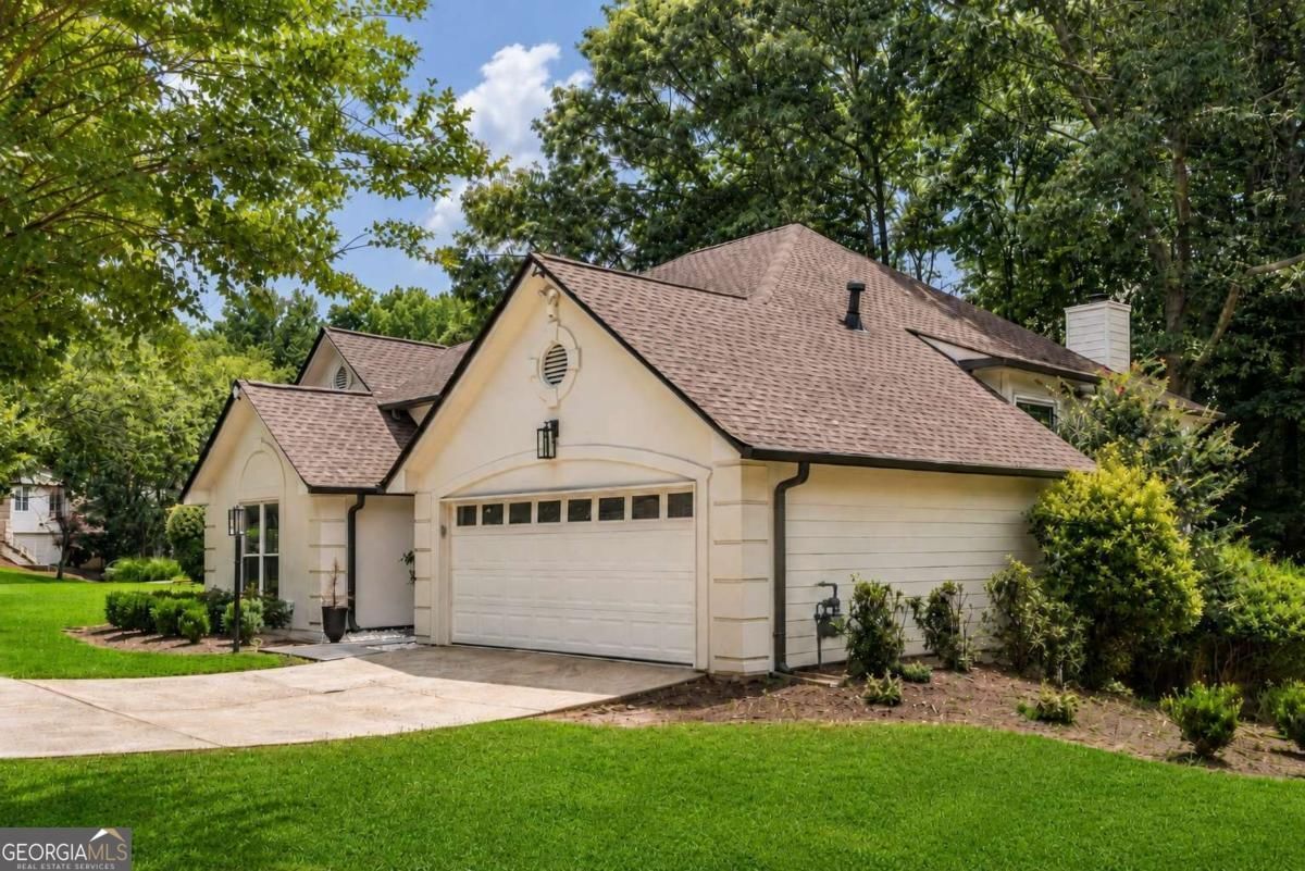 105 River Terrace Point, Roswell, GA 30076