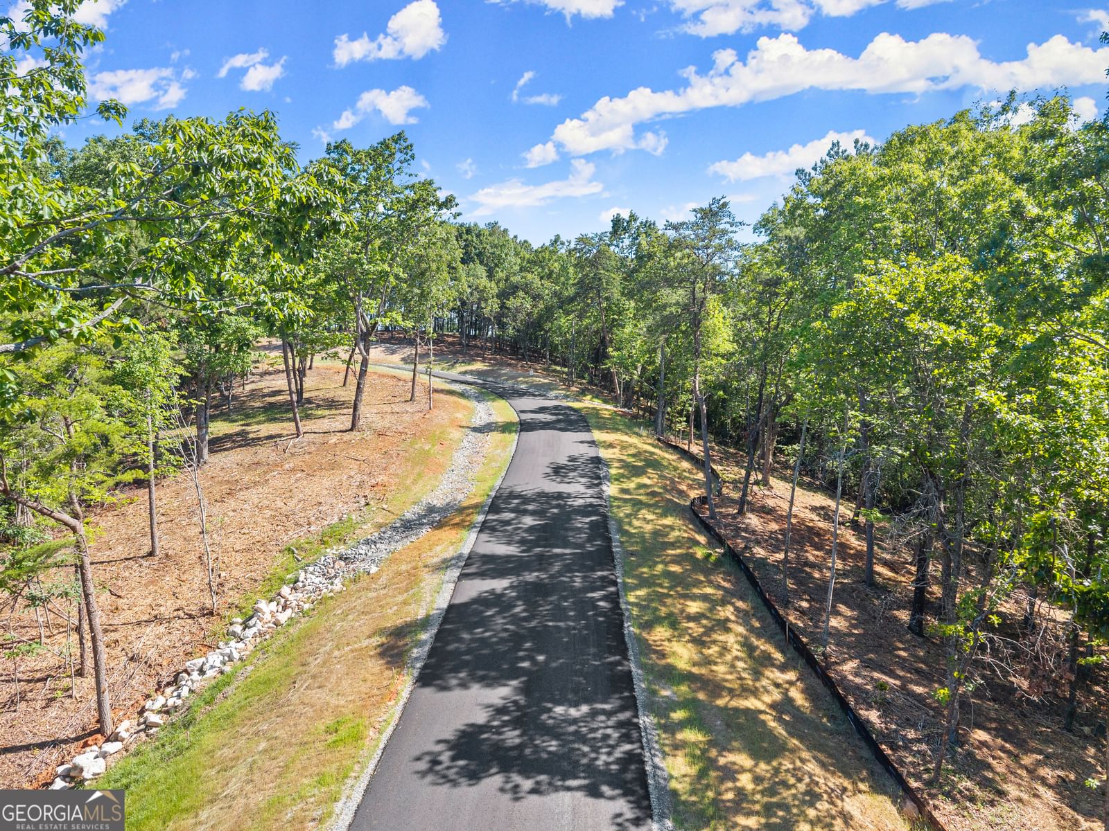 209 Chimney Oaks Trail, Cleveland, GA 30528