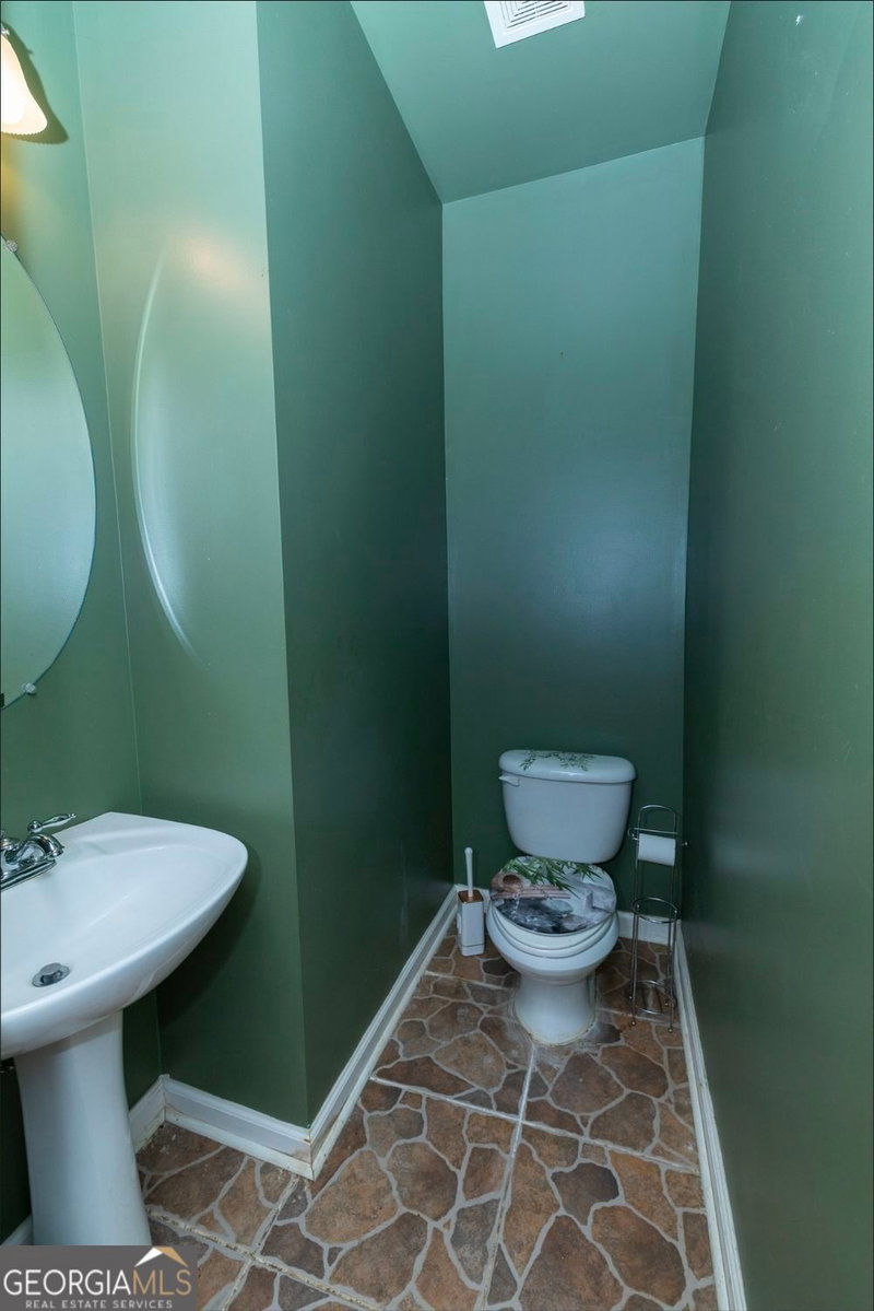Photo 11 of 2039 Reavis Bluff