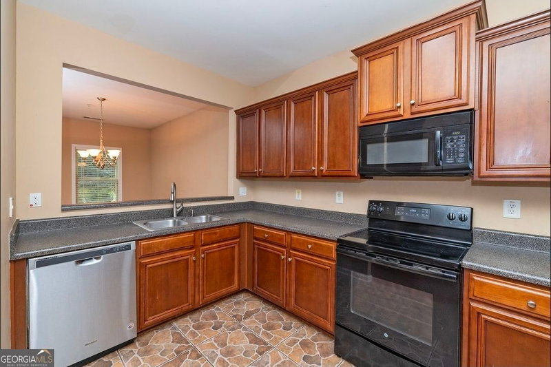 Photo 14 of 2039 Reavis Bluff