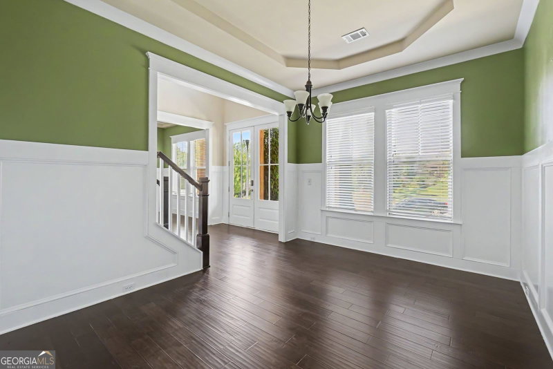 Photo 10 of 411 Ridgeway Lane