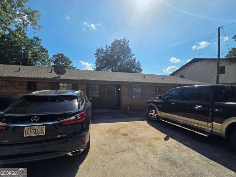 Photo 11 of 897 A Six Oaks Circle #B