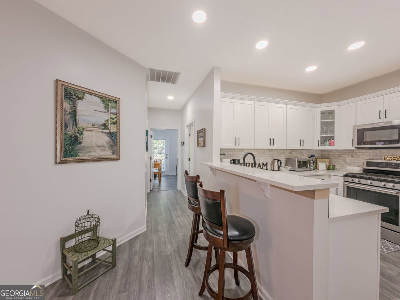 Photo 8 of 406 Copeland Street SW