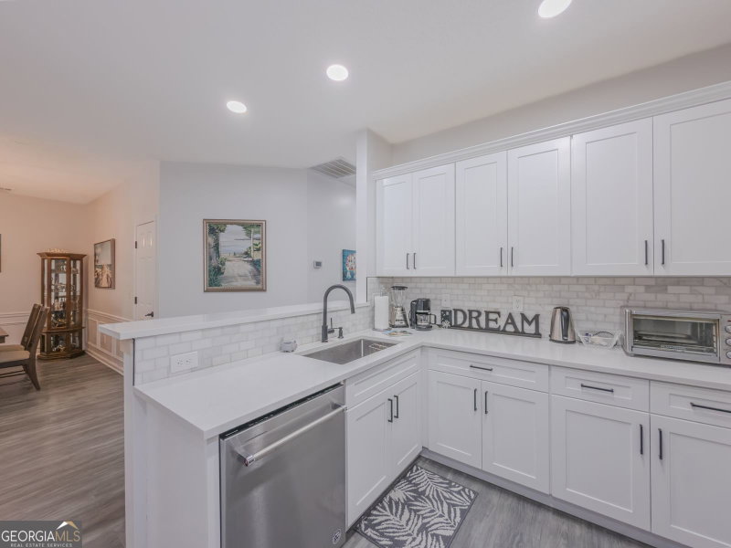 Photo 10 of 406 Copeland Street SW