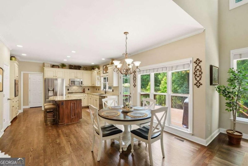 Photo 17 of 515 Lakewood Court