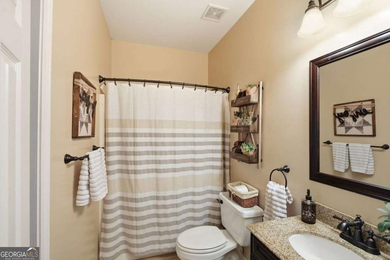 Photo 10 of 515 Lakewood Court