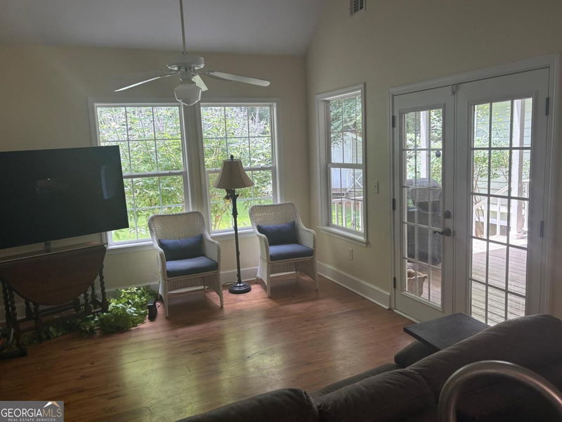 Photo 14 of 129 Sebastian Drive