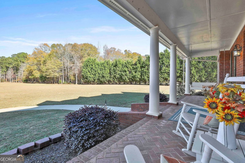 Photo 15 of 395 W McIntosh Road