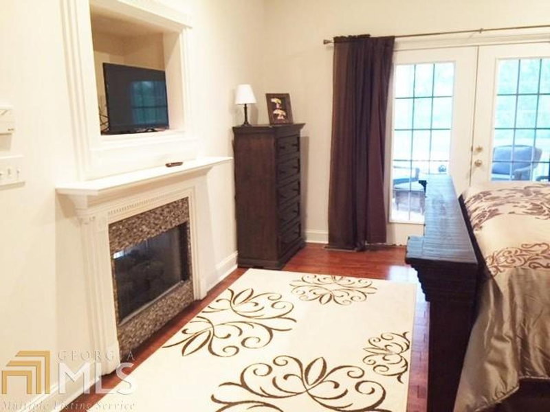 Photo 13 of 1070 Shoal Creek Court #1052
