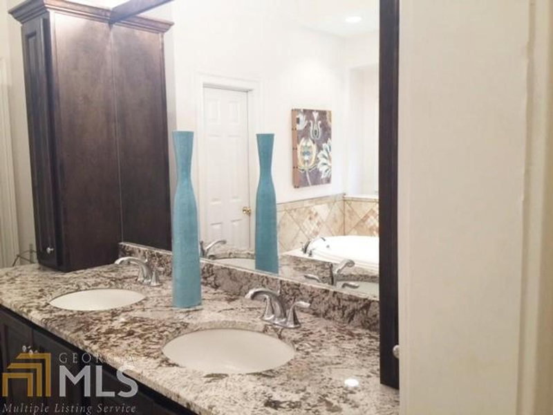 Photo 15 of 1070 Shoal Creek Court #1052