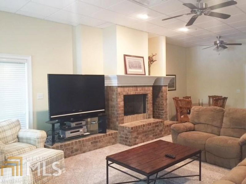 Photo 24 of 1070 Shoal Creek Court #1052