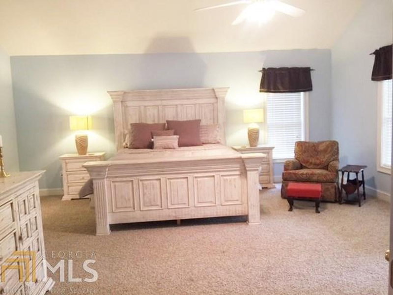 Photo 6 of 1070 Shoal Creek Court #1052