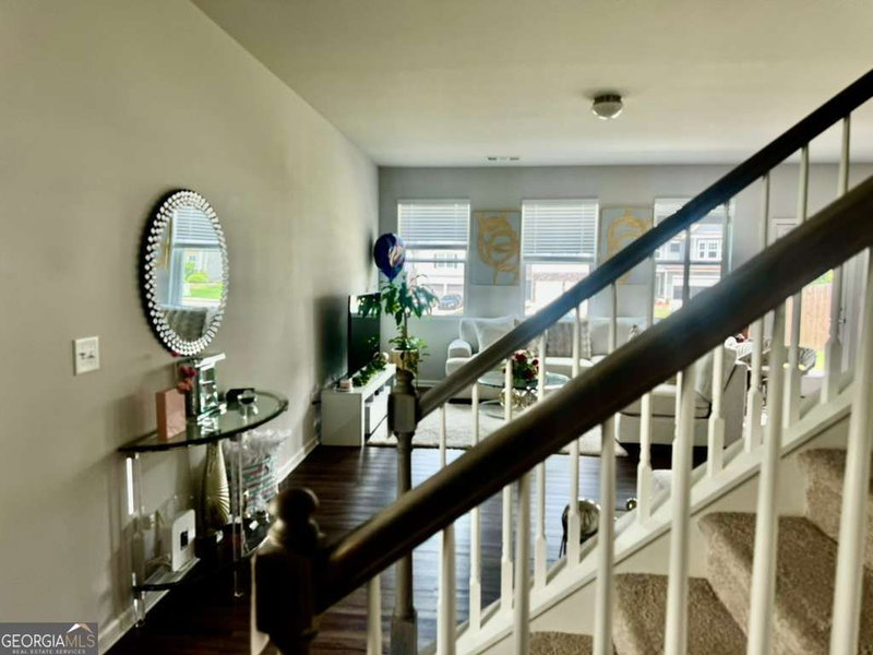 Photo 7 of 4895 Hillstone Drive