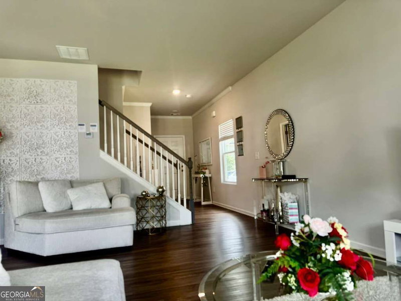 Photo 9 of 4895 Hillstone Drive