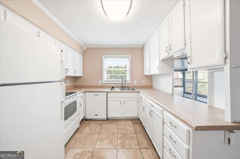 Photo 12 of 3825 Lavista Road #P4