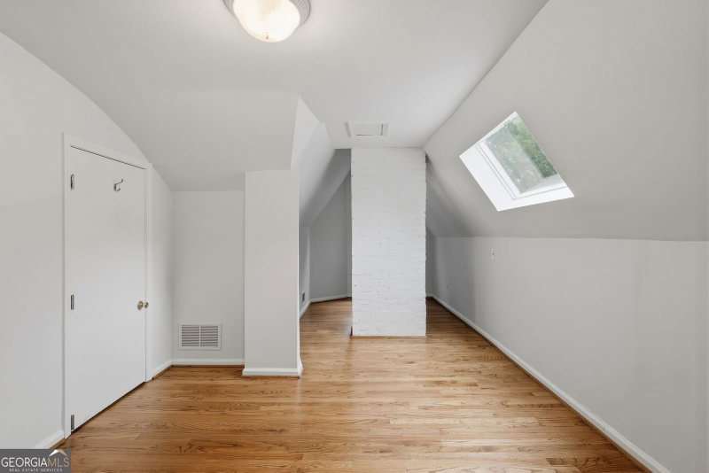 Photo 17 of 2666 Arbor Avenue SE